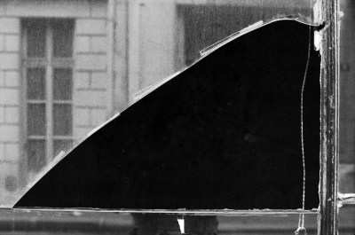 Ellsworth Kelly, Broken Window, Paris, 1978.